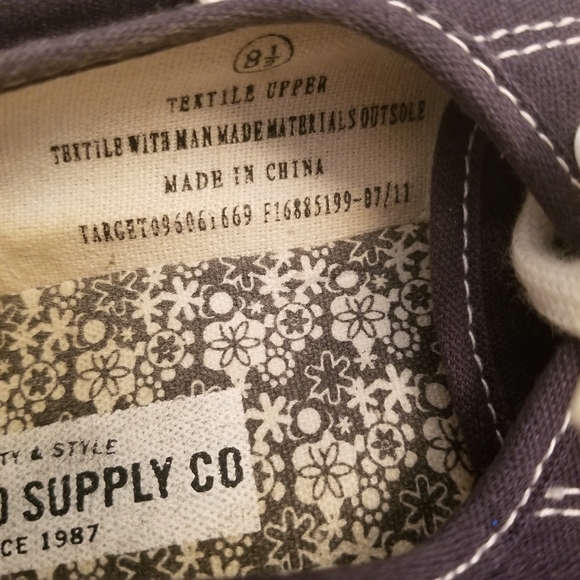 MOSSIMO SUPPLY CO Black Canvas Walking Tennis Shoes Womens Size 8.5 - Picture 4 of 8